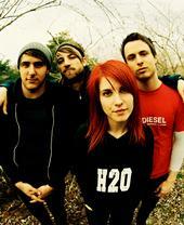 My name is Hayley. i am the lead singer in parmore, so follow me for updates about Paramore