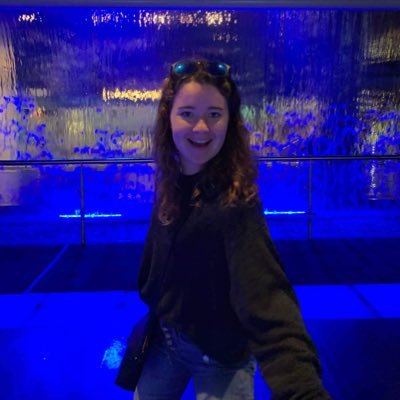 genevieve_th's profile picture. 📚🐬