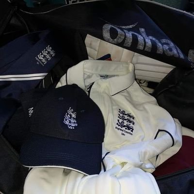 The 1st @HCPCL Winning Captain @Cherwellcricket Batting & Dismissal Record Holder,Leeds Fan,Aunt Sally Player,Record/book/everything collector..