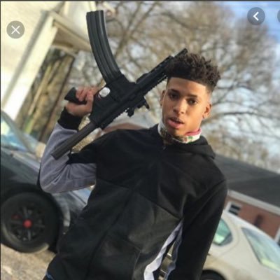 STFriendGroup's profile picture. 