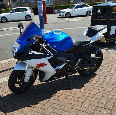 LegoHead24's profile picture. Mental Health Nurse. Gorgeous wife. Golf addict... UNITED 🔴⚪⚫ #MUFC

https://t.co/yNmP4lLEyu