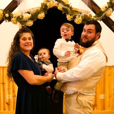 Jesus follower, Music lover, Kari Jobe Fan, Wife, Mother of Ezekiel & Izaac, big Fan of The Labrant Fam, He must become greater, I must become less John 3:30