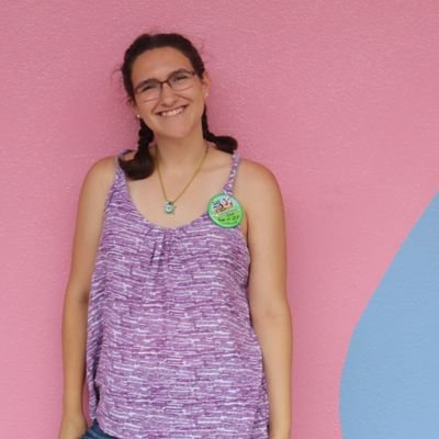 Just a nerdy book blogger wishing she was at Disney right now instead of studying for tests | INFP | Hufflepuffian | Contact: thebookforums@gmail.com