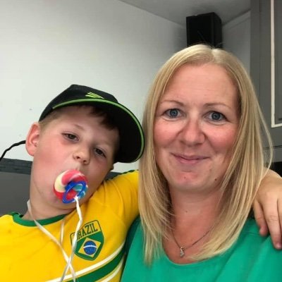 KatieHyde79's profile picture. FGR!