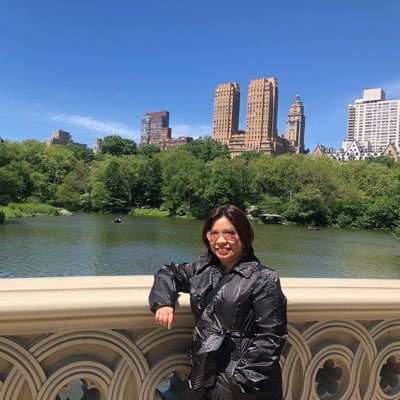 galadriella's profile picture. Obstinate, headstrong girl.