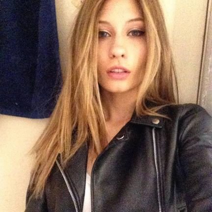 boise_lea's profile picture. je suis escot disponible pour des plan culs dans les week-ends