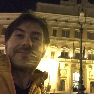 Ogni persona che incontri sta combattendo una battaglia di cui non sai nulla. Sii gentile. Sempre.
