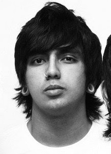 Guitarrista da @bandarsix !