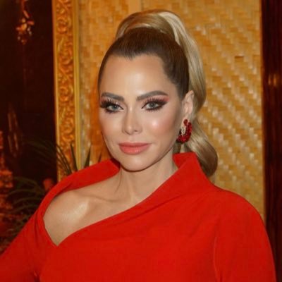 🌟 Cast Member on #RHOD @BravoTV CEO: @hngmskincare @ultimatelivingd #HNGM #UL 📲 PR/Media Inquiries: contact@dandrasimmons.com