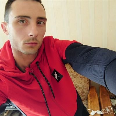 mickael_pouhart's profile picture. Je suis un jeune homme de 29 ans qui aime le sexe