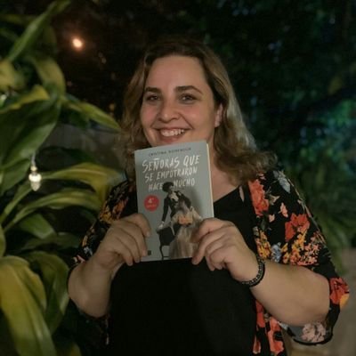 Carorobledodesh's profile picture. Feminista y activista lesbiana.