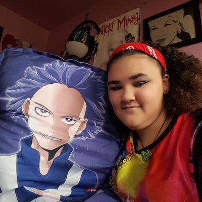 Destinycash11's profile picture. just here to look around 😁