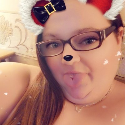 Hi stacey here, 28 years young, married to an amazing man and have our very own puppy who we have spoilt rotten ever want to chat drop us a message.
Sc:sjbutlin
