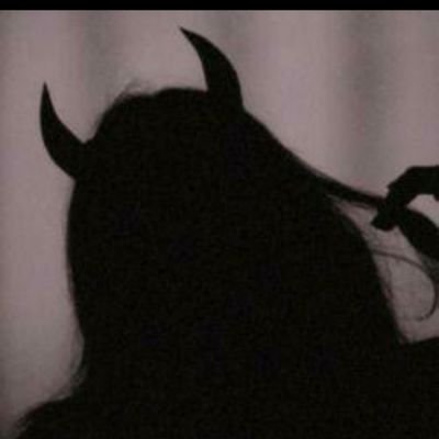 Divimitt's profile picture. Introvert.
Big Foodie.♥️