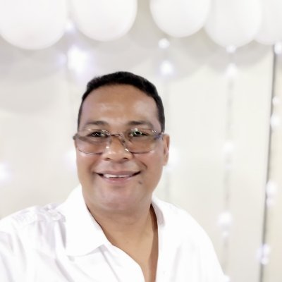 adaircaldeira's profile picture. 