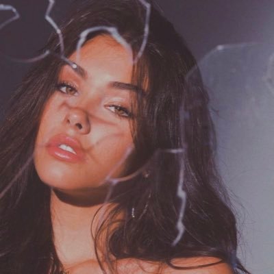 LekOiony's profile picture. 