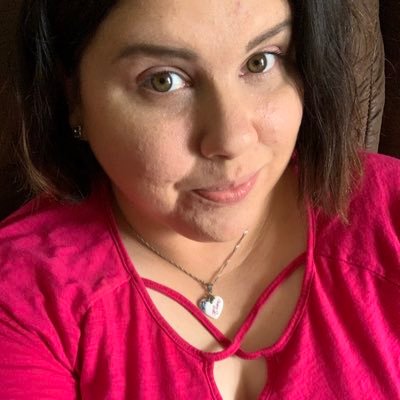 kimstar85's profile picture. Wife and mother of 4 boys, 2 kitties, and 3 doggos!