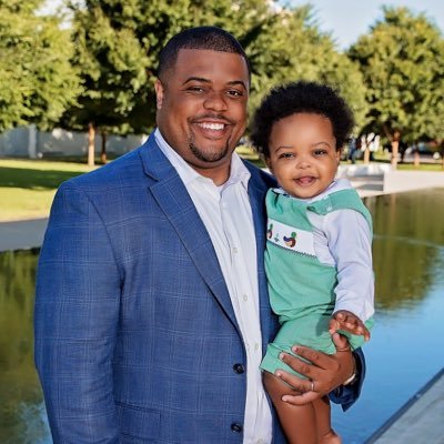 Trial Attorney | Former Baylor Football | Nupe | Social Issues & Political Commentator | Sports Enthusiast | Proud Husband | Proud Father | RTs ≠ endorsements