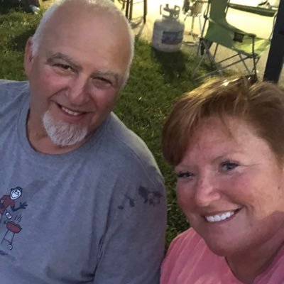 Christian, wife, Mom, Mimi, educator. Optimism makes me happy, and Positivity is my friend!