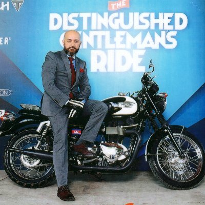 AzmeerSyed's profile picture. Father, Husband, Motorcycle Enthusiast, Entrepreneur