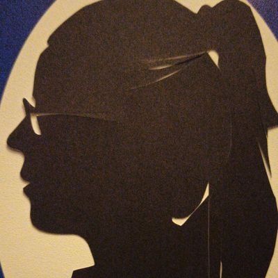 269ju's profile picture. J’étais faite pour une autre planète je me suis trompée de destination. 

Simone de Beauvoir.