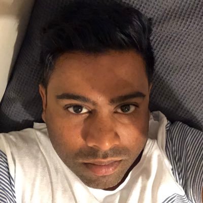 imjaycee789's profile picture. turn left