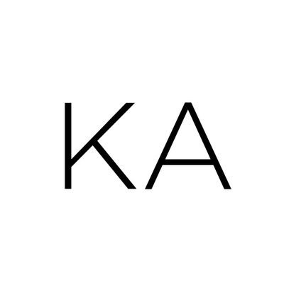 Illustrator.Animator.Junior Editor.Hobby musician.Big Kid.Visuals: https://t.co/Lg72JG3tG8
