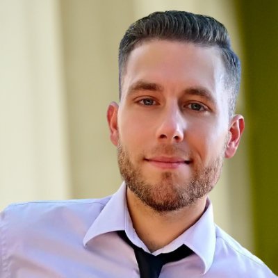 Communicant, bénévole associatif lyonnais. Passionné par la vie sportive du Huitième & de Lyon tout court !
Prez @LyonBoules. Membre élu @ffsportboules
