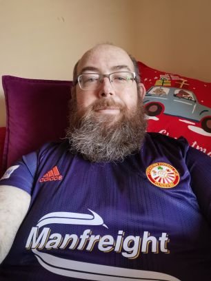 colincourtney73's profile picture. 