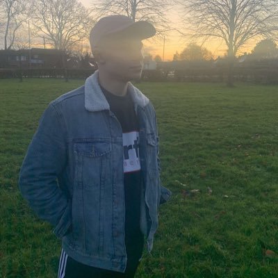 Henry_Smith86's profile picture. I don’t know how to use this