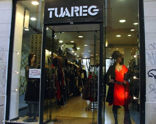 tienda de ropa de mujer especializada en trajes y complementos de fiesta