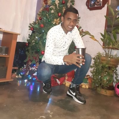 Jh2Jonathan's profile picture. la vida se vive no se destruye