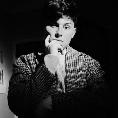 AxeldIam's profile picture. 15y
📚2nd
Snap: mr_axel2
Instagram: iam.axeld