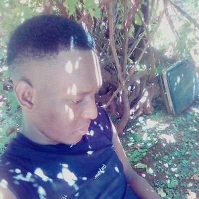 TMelo_Nyathi's profile picture. God's Child👼(Greater Is He Within Us Than On The World)/Soccer Son⚽/Introvert🙈/Love Life😊/CR7Fan👌/KhosiFan✌