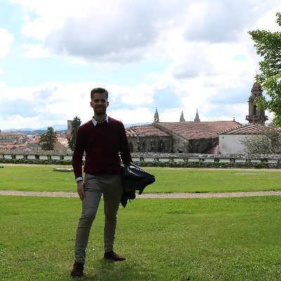 javi_canelas14's profile picture. Médico de Admisión del Río Hortega y Especialista en Preventiva. Apasionado del baloncesto, del padel y del deporte en general. Y un poco melomano también...