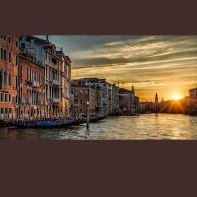 Dolunay60902225's profile picture. kitaplara aşık bir insan hayattan zevk almaz