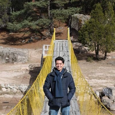 Gamer y médico de 29 años sin nada en especial.