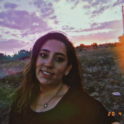 andreaaveces's profile picture. sun is shining and so are you. si, yo soy AndreaAveces.
suelo olvidar lo que no me importa