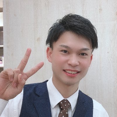 社会人→脱サラ/お金と時間に縛りのない自由な生活/ 【毎月７名限定】 初心者でもみんながよく使うSNSを 使って スキマ時間に １５万〜を稼ぐ 方法 をまとめた 電 子 書 籍  『スキマ稼ぎ術』 を 完全 無料（０円）でプレゼント 🎁 / ねずみ講や投資ではありません🙅‍♂️