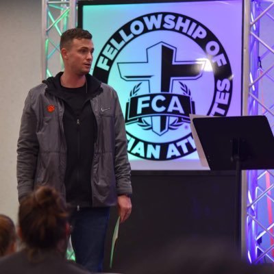 Follower of Jesus. Son. Brother. Husband. Father. Competitor. Grove City Alum. Vice President of Field Ministry @MidAtlanticFCA