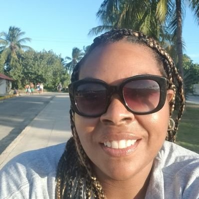 veesupreme's profile picture. 