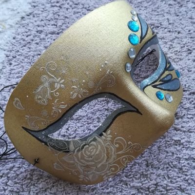 kurukurugurun's profile picture. 趣味から切り離してアカウント新規に作りました。お金に働いてもらうことに興味もった３０歳。勉強中です。👶います。今後、👶関連もこちらのアカウントで情報収集しますー！