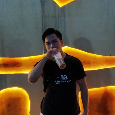 AisyamSswc's profile picture. dream was come dream when 2020🙂