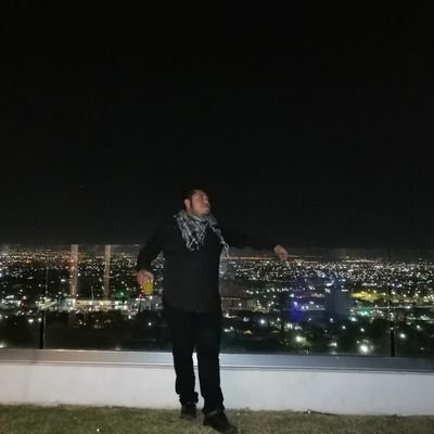 VickZombie's profile picture. 