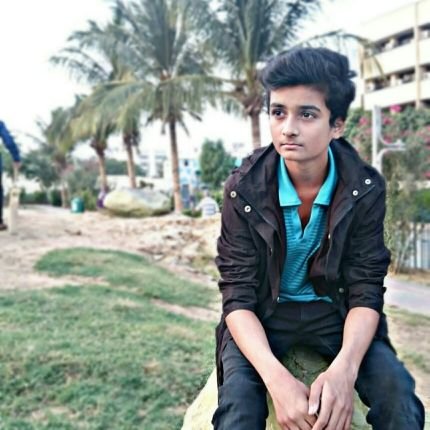 Sarwarism's profile picture. negligible