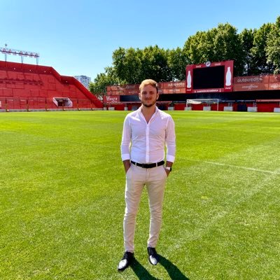 Argentinos Juniors desde la cuna. Fútbol, toque y paladar negro. Psicólogo deportivo. Management Deportivo FIFA. Director de @beEliteOK