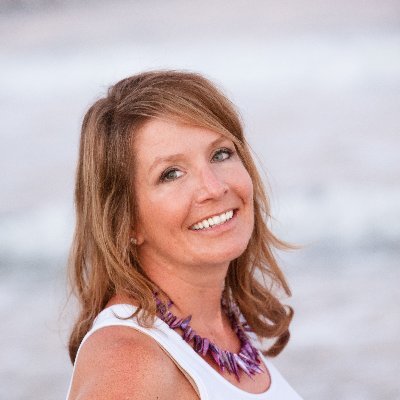 🇨🇦+🇺🇸+🇬🇧 be nice & take care of each other. science rocks 🎸mom of 4. animal lover. gettin’ things done with creative glasses 👓 on. marketing & design.
