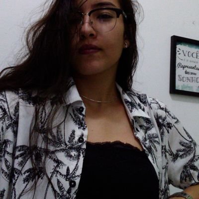 Adriele62131890's profile picture. Sem criatividade pra isso ...🍃🙄