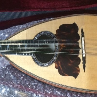 マンドリンの修理や製作など楽器の話題を中心にしています。 repairing, restoring and building bowl back mandolin family instruments