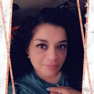 Working  mother of 3 beautiful kids.  originally from El Paso, Texas.  Moved to Dallas in 2003 and have grown to love and appreciate this side of Texas.